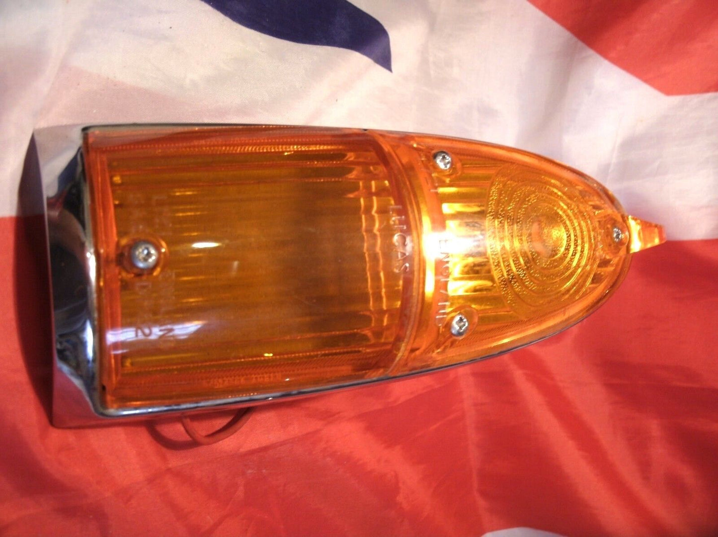 NOS NADA Rover P6 US SPEC AMBLE FRONT SIDE LAMP COMPLETE VERY UNUSUAL NOW