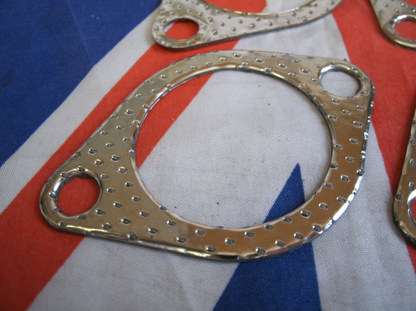 ONE SET for Saab V4 Essex type exhaust pipe gasket as original.