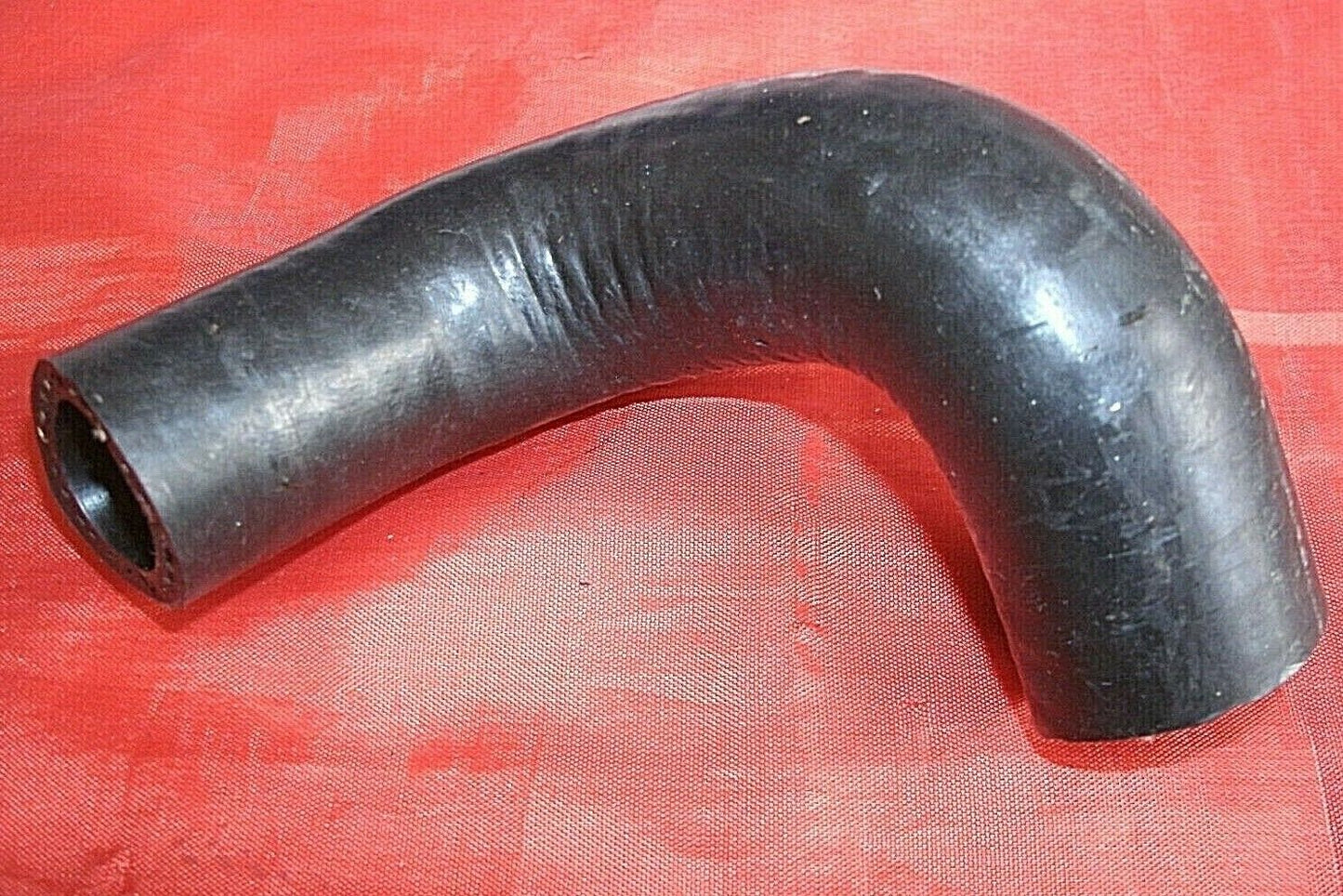 ONE ROVER P5 3 LITRE MK 11 111  NOS OUTLET HOSE FROM WATER PUMP TO HEATER