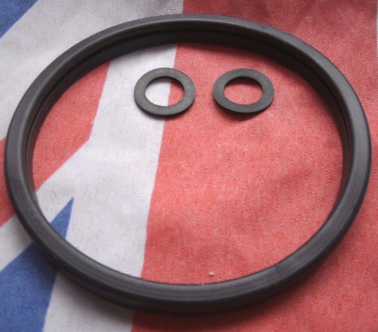 ROVER P6 2000 2200 3500s SP2538 REAR BRAKE CALIPER CAR SEAL KIT1966 to 1977