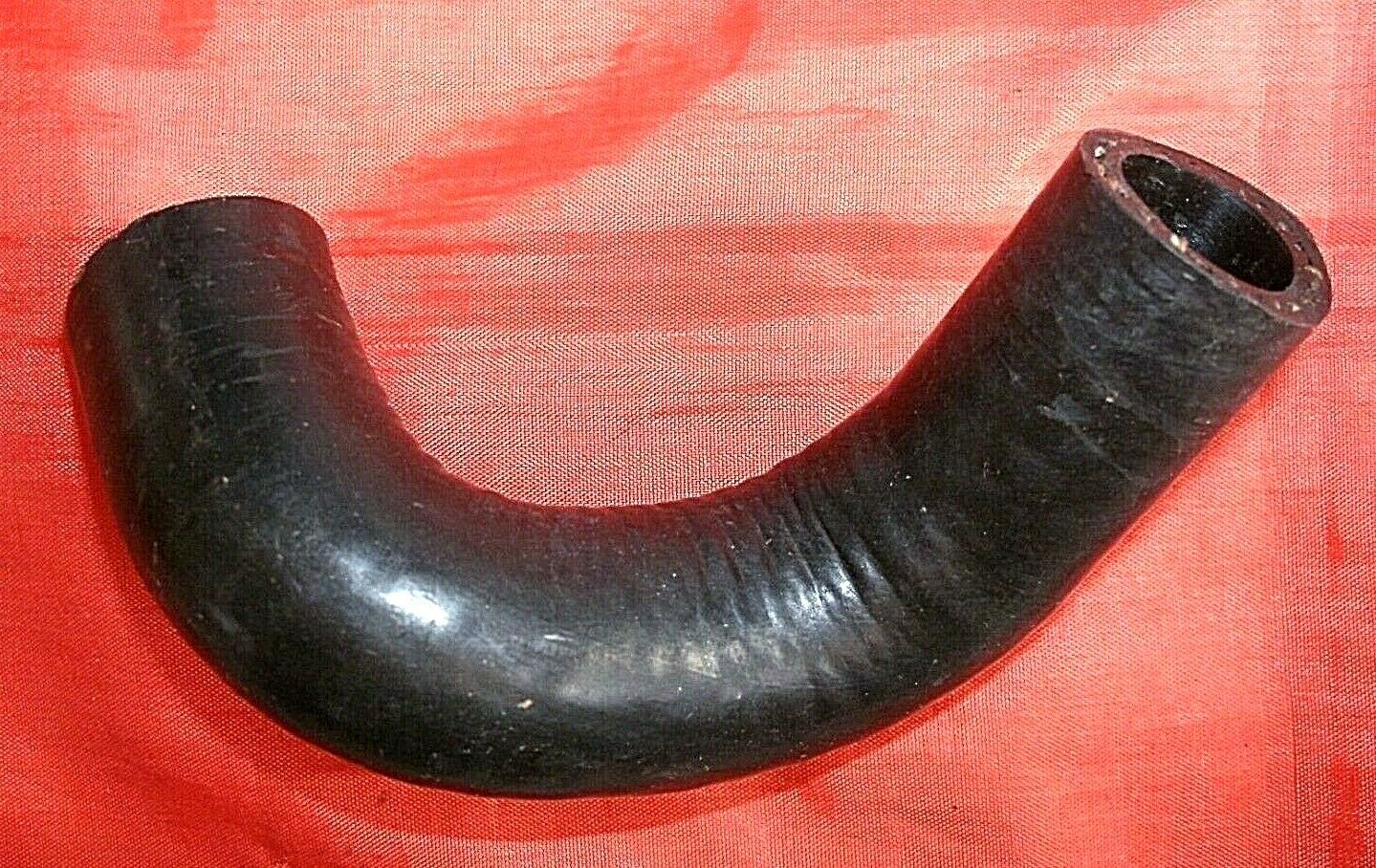 ONE ROVER P4 110 NOS OUTLET HOSE FROM WATER PUMP TO HEATER