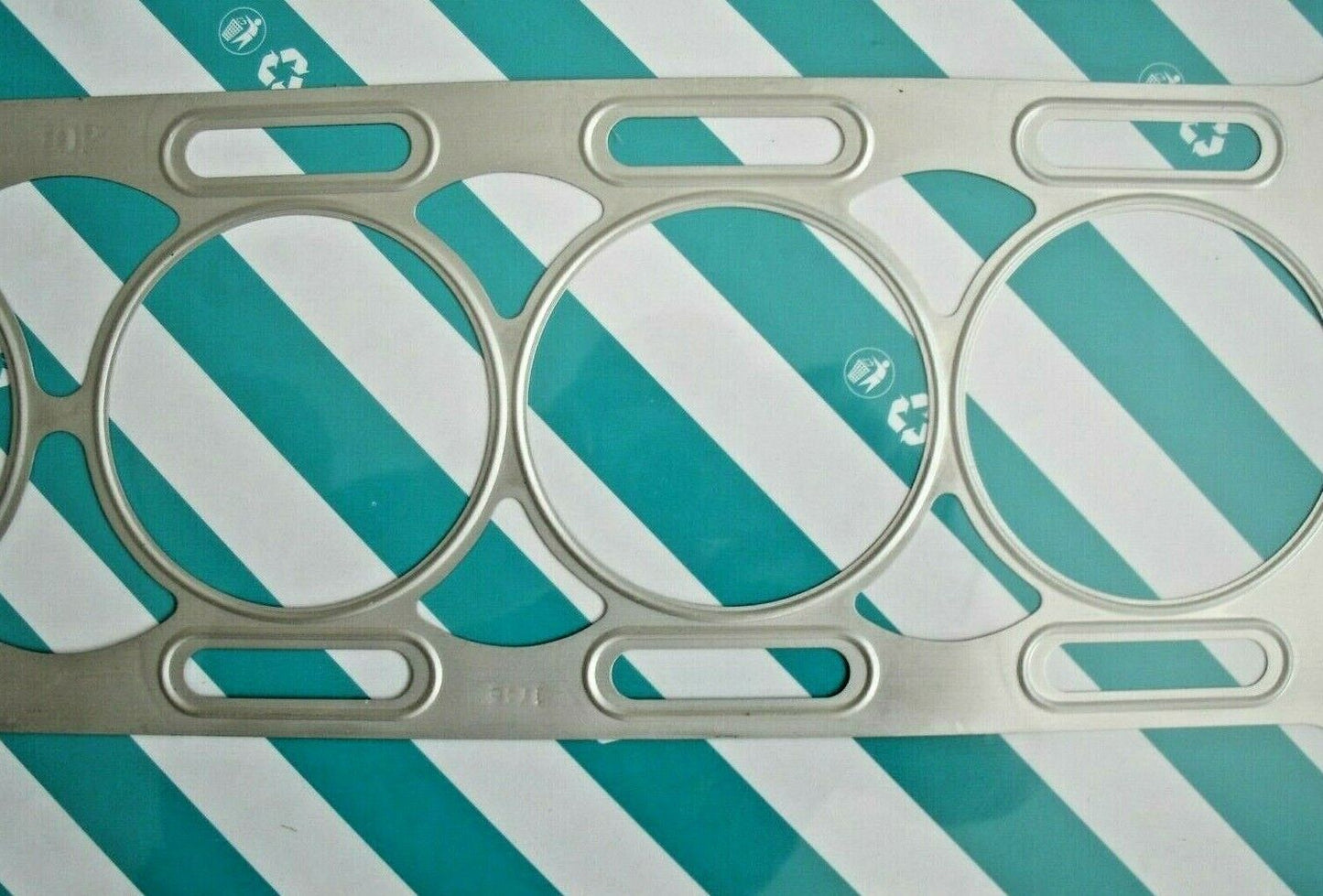 One New O/E PAYEN AE540 6 Cylinder Daimler & Jaguar Head Gasket steel shim type