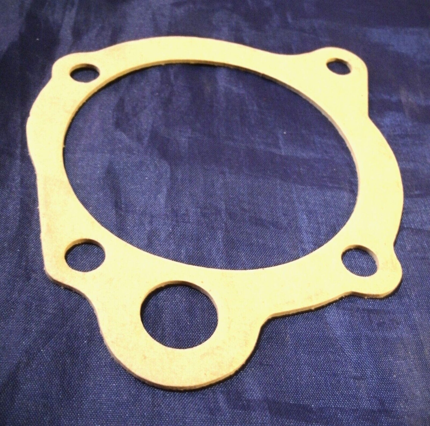 1 NEW MGA & MGB GT & ROADSTER 1.8 IMPROVED QUALITY 1.5M THICK WATER PUMP GASKET