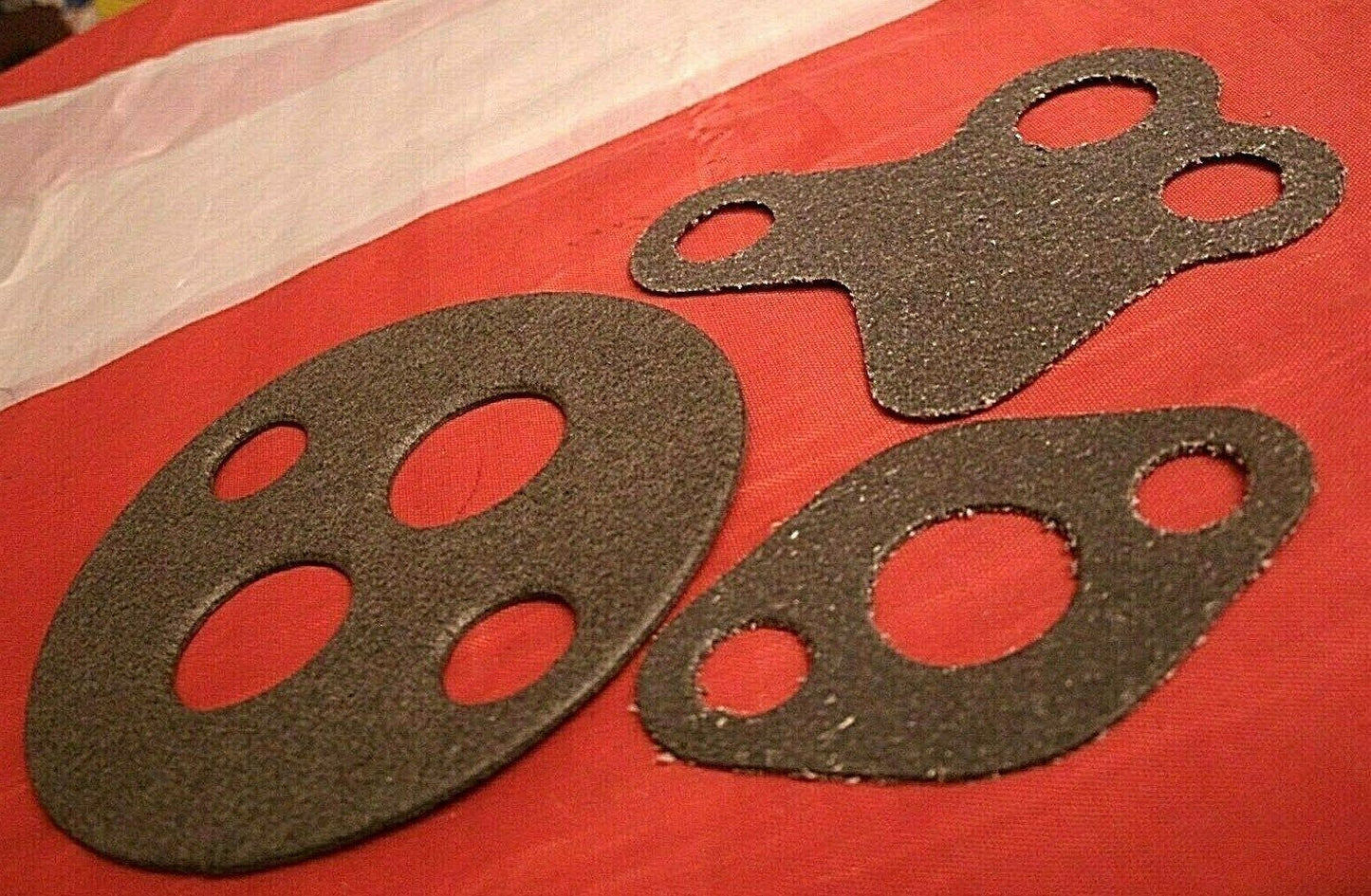 1 NEW set of 3 Oil Filter Housing Gaskets 4 Land Rover 4 &6 Cy & P4 & P5 Models.