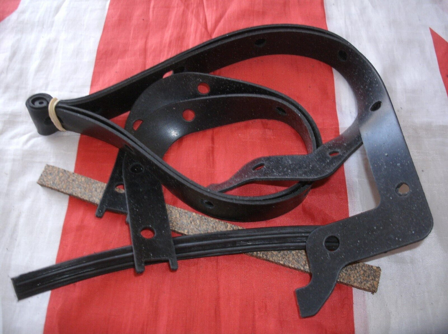 JAGUAR MK1 & MK2 With The 2.4 , 3.4 or 3.8 Engine Rubber Sump Gasket Set 425R.