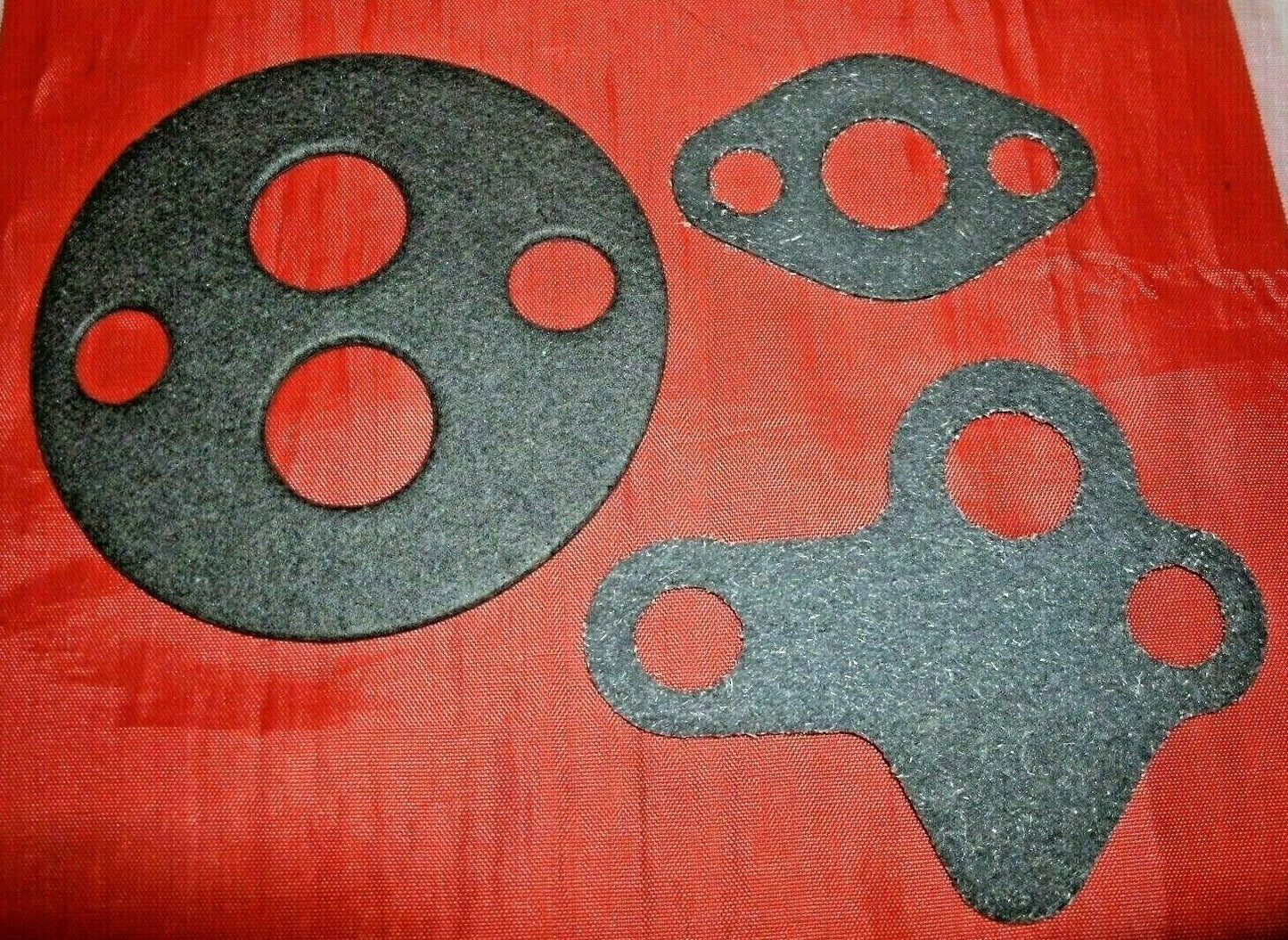 1 NEW set of 3 Oil Filter Housing Gaskets 4 Land Rover 4 &6 Cy & P4 & P5 Models.