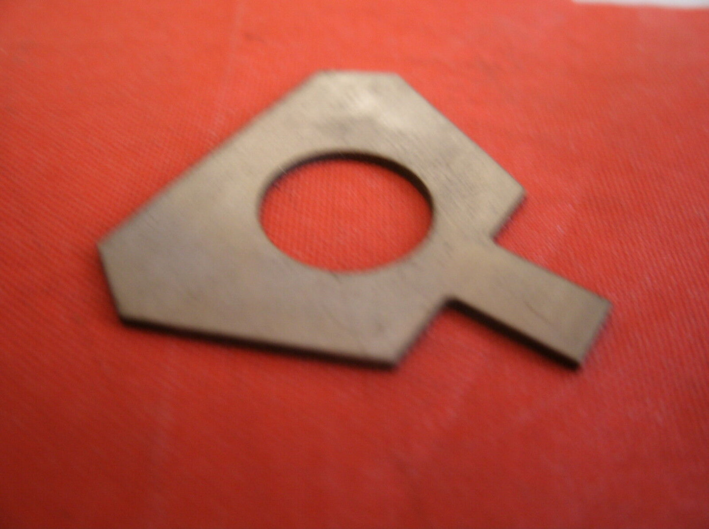 NEW MGB V8 & MGV8 EXHAUST MANIFOLD LOCK TABs IN PLATED STEEL