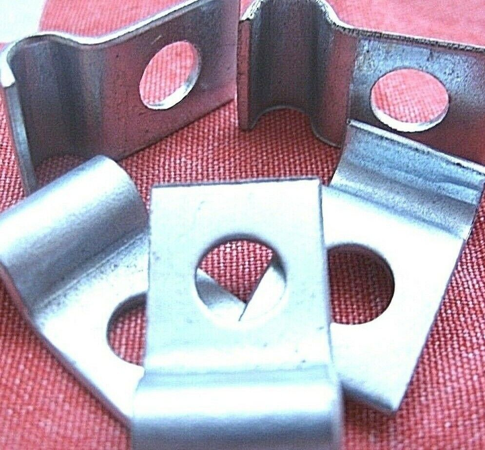 1 Set 10 Rover P6 3/16 Brake Pipe Saddle Clips for fixing pipes to body shell