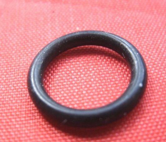 Rover P6B V8 Distributor Shaft Oil Seal - O Ring  3.5 3500 3.9 4.2