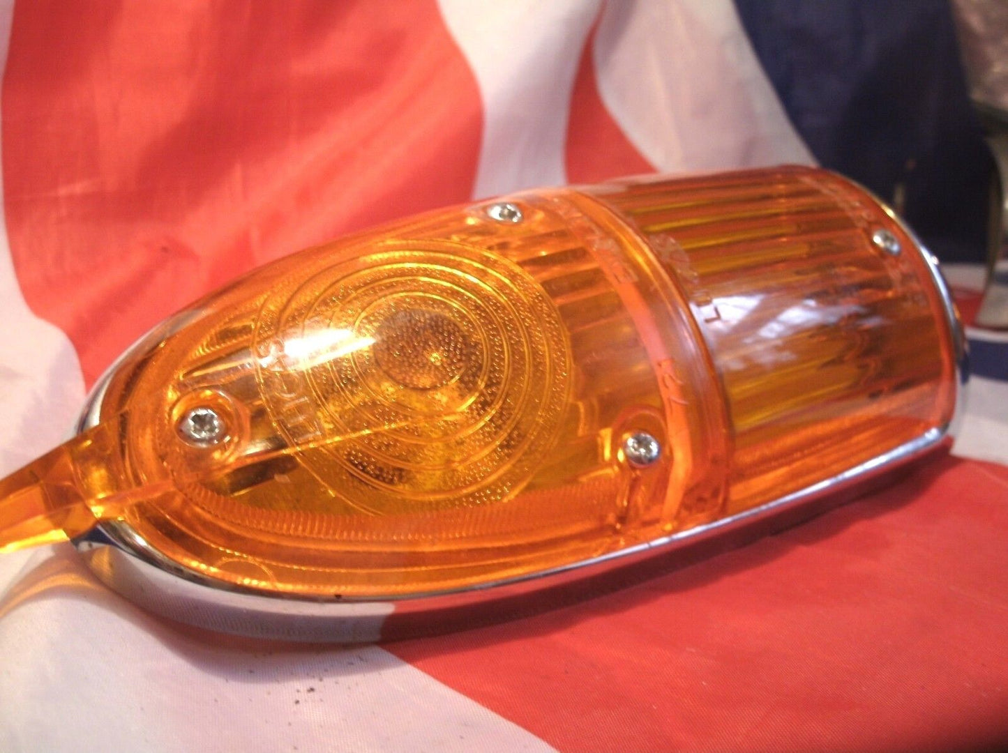 NOS NADA Rover P6 US SPEC AMBLE FRONT SIDE LAMP COMPLETE VERY UNUSUAL NOW