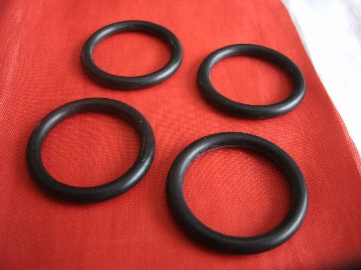 New Rover P4 95 100 & 110 Exhaust Tappet Side Cover Fixing Bolt Rubber O Rings