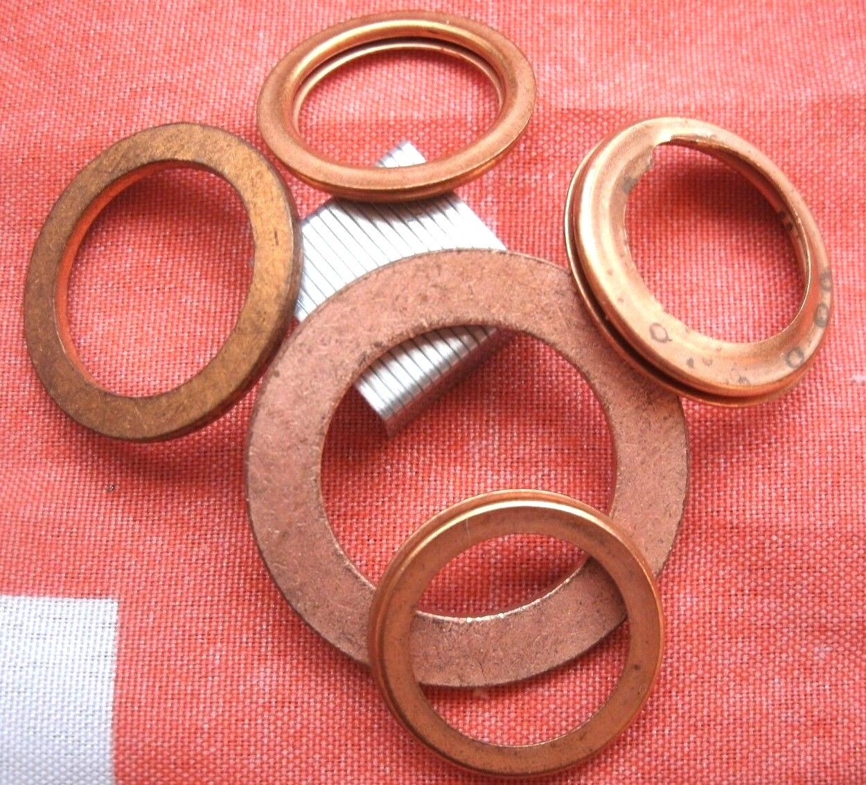 ROVER SD1 V8 3.5 1976  to 1986 On NEW OIL PUMP COPPER SEAL WASHER KIT