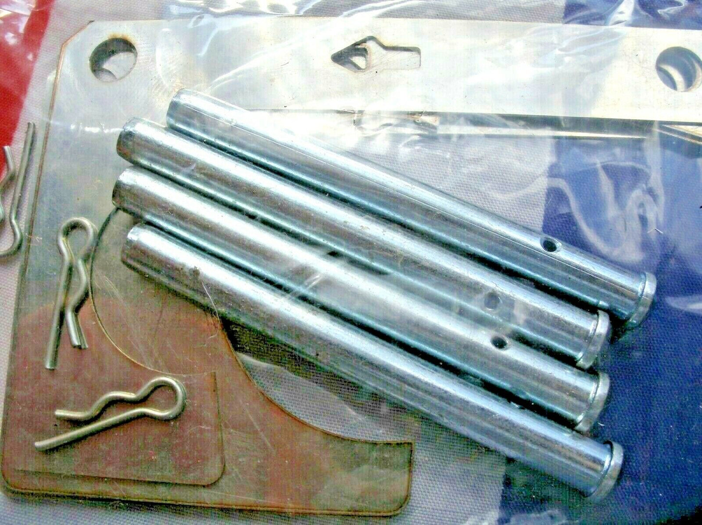 NEW XJ6 JAGUAR 3 LITRE XJ6 2.8 & 4.2  PAD PIN & ANTI RATTLE SHIMS KIT 1967 - on