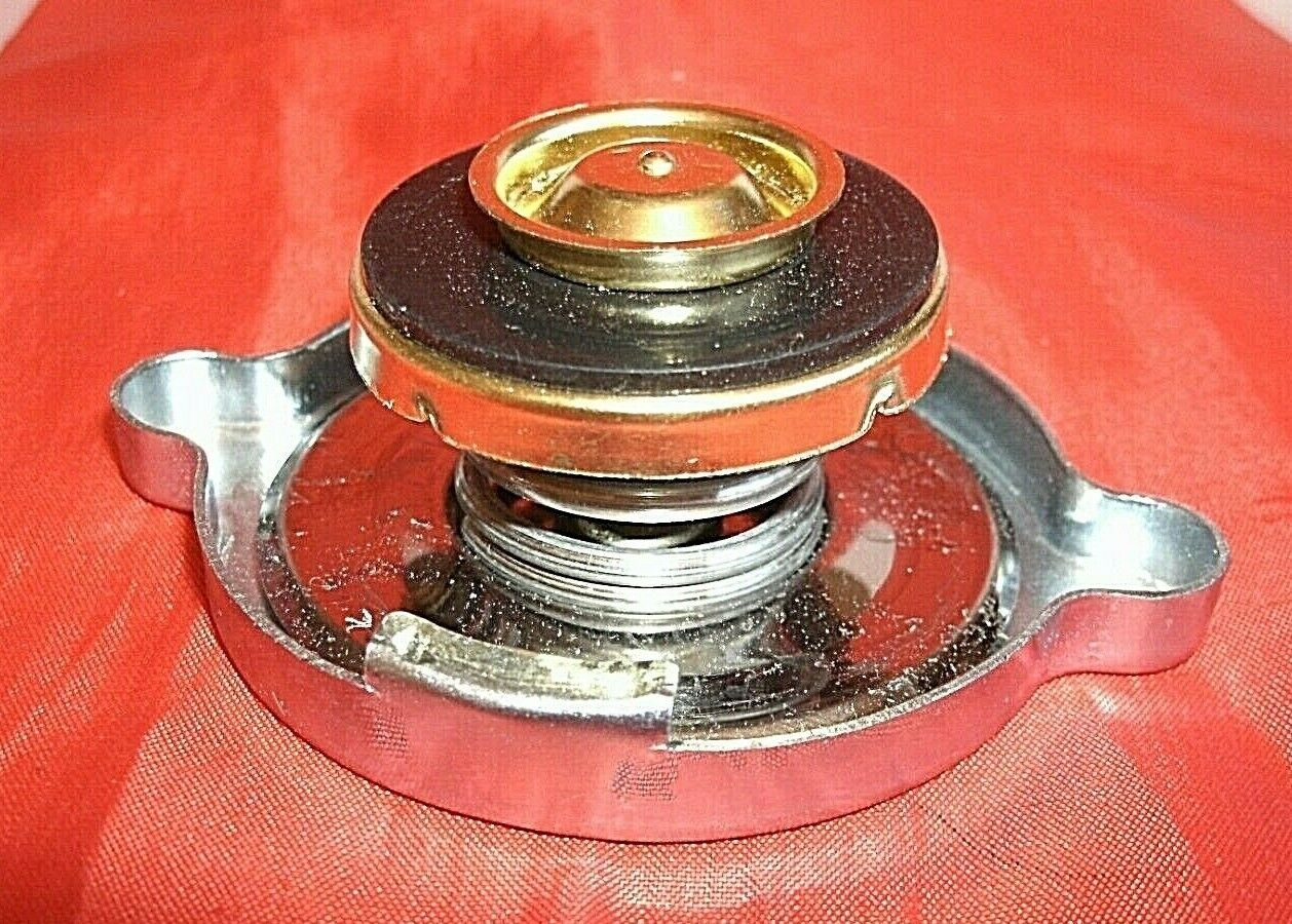 One New Rover P6B V8 3.5 15 LBS Short Neck Radiator Filler Cap GRC110